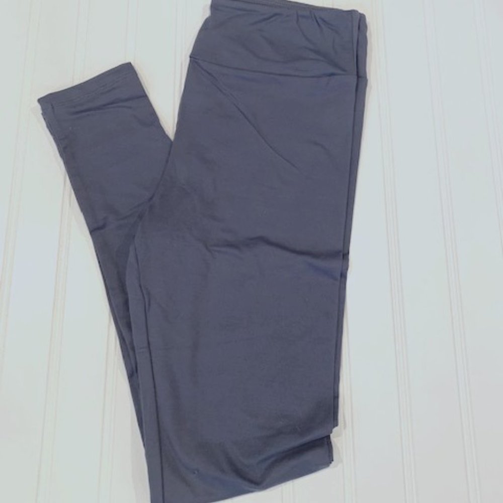 New Lularoe One Size Leggings Color Fossil Grey Fits size 0-10